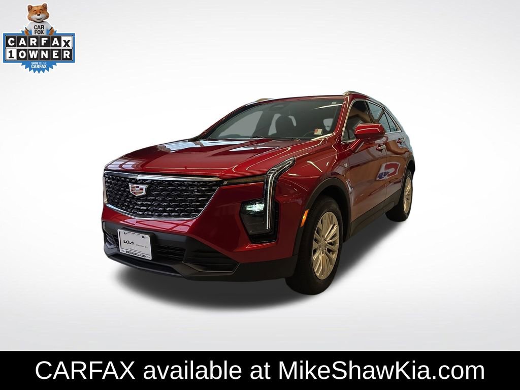 Used 2024 Cadillac XT4 Luxury w/ Cold Weather Package FWD image 1