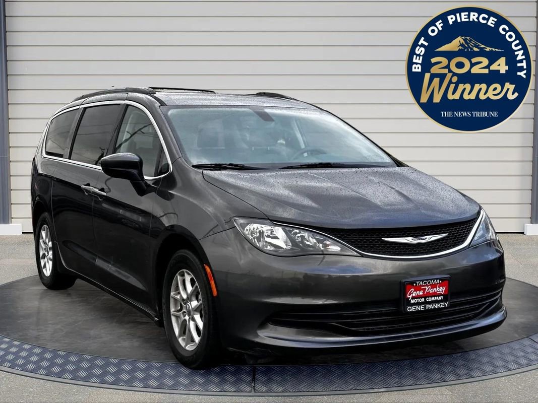 Used 2020 Chrysler Voyager Lxi image 1