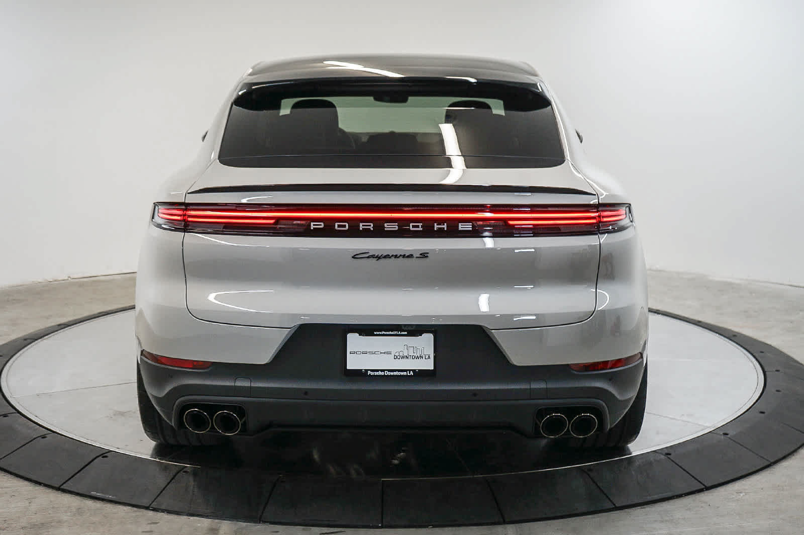 New 2026 Porsche Cayenne S AWD/4WD image 10
