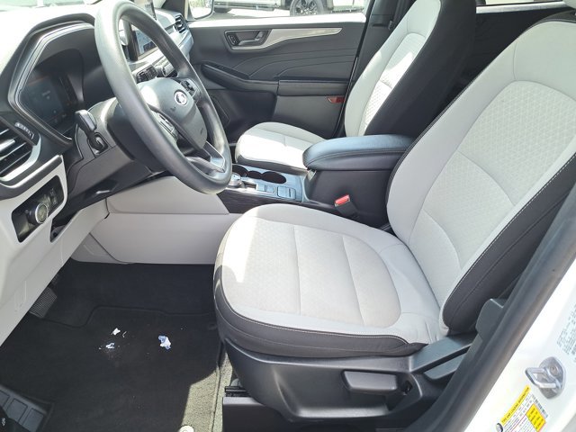 Certified 2025 Ford Escape Active image 17