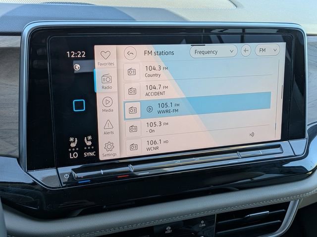 Used 2024 Volkswagen Atlas SE image 19