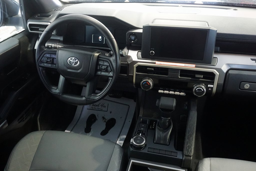 Used 2025 Toyota Tacoma SR5 image 27