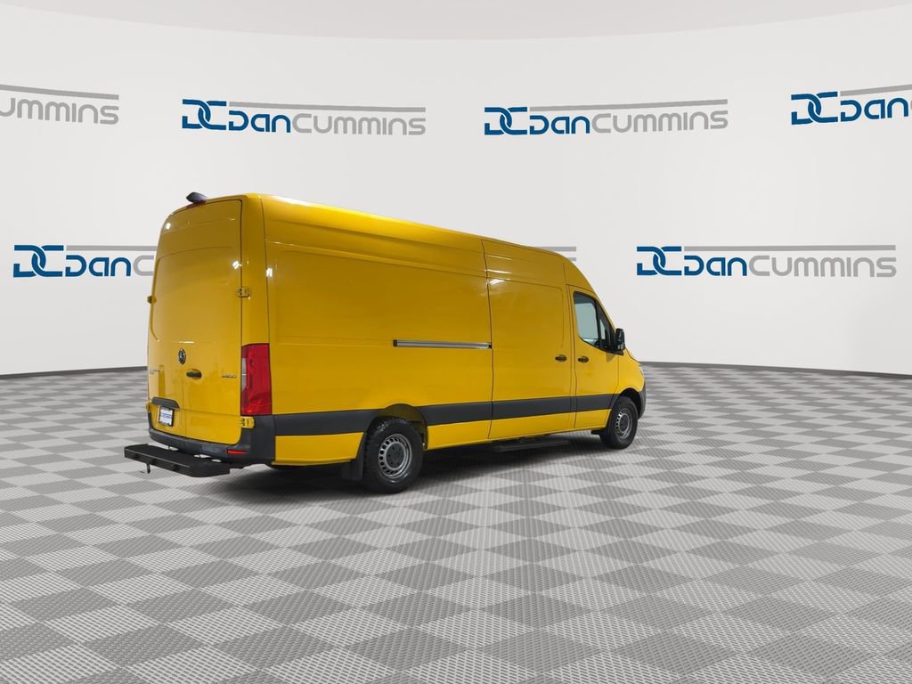 Used 2020 Mercedes-Benz Sprinter 2500 image 8