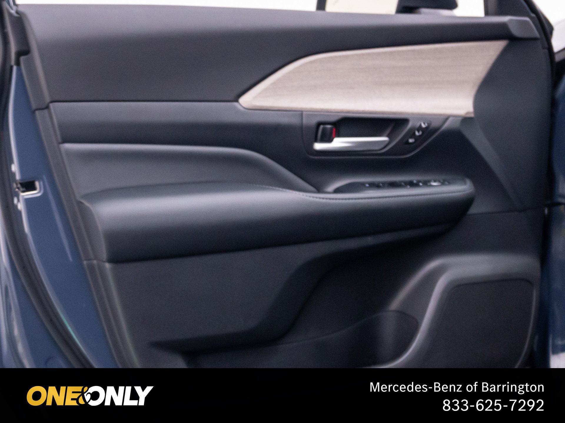 Used 2025 Toyota Grand Highlander AWD image 13