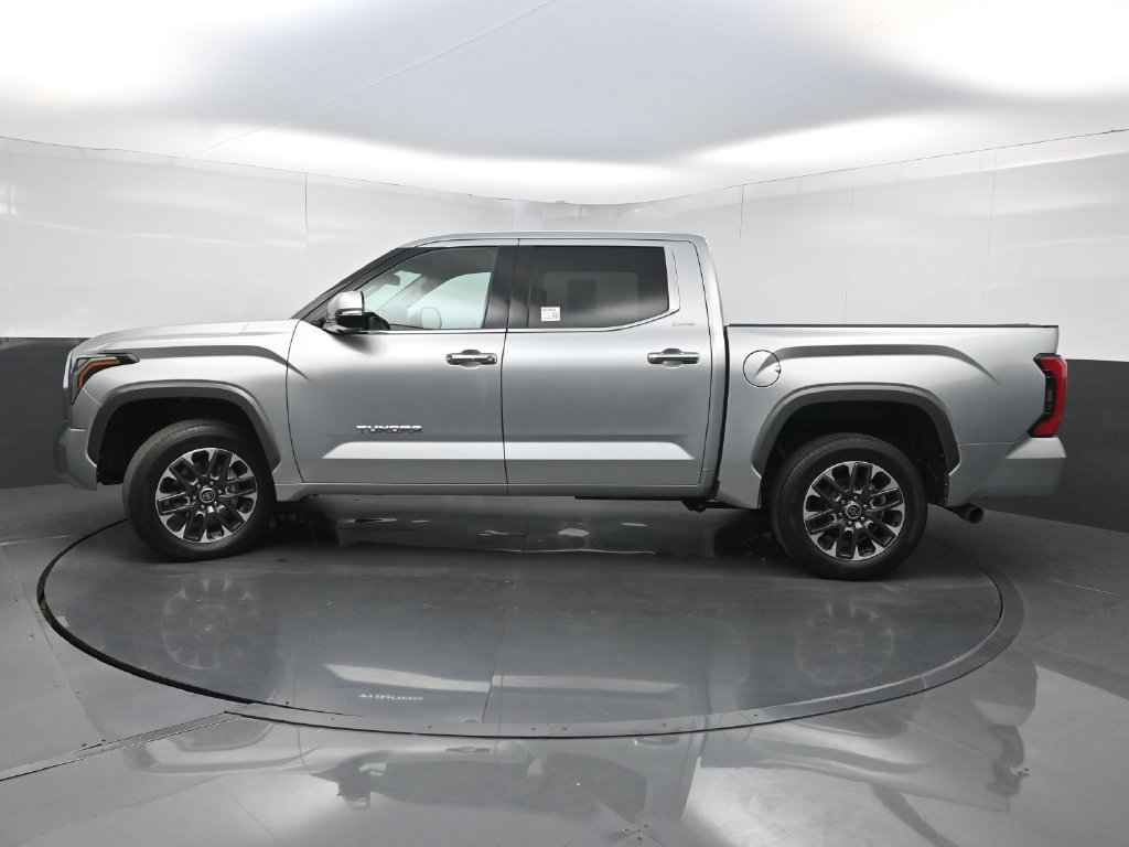 Used 2022 Toyota Tundra Limited AWD/4WD image 45
