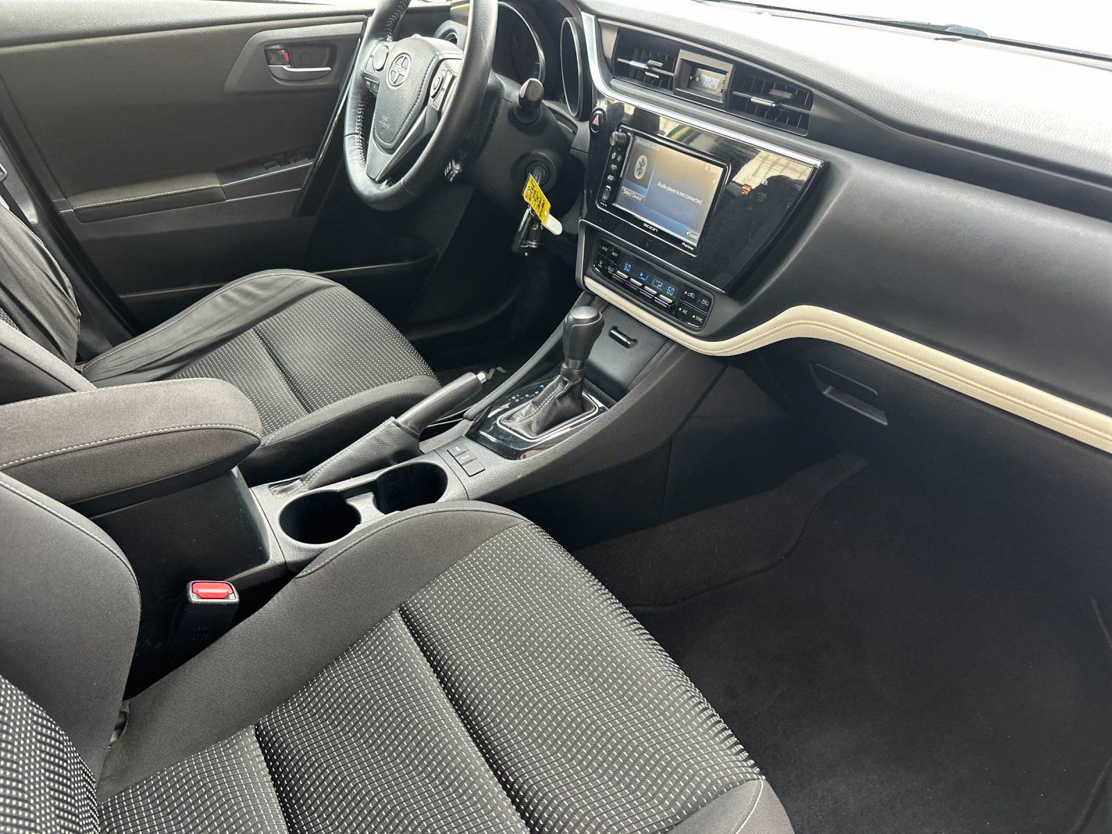 Used 2016 Scion iM image 15