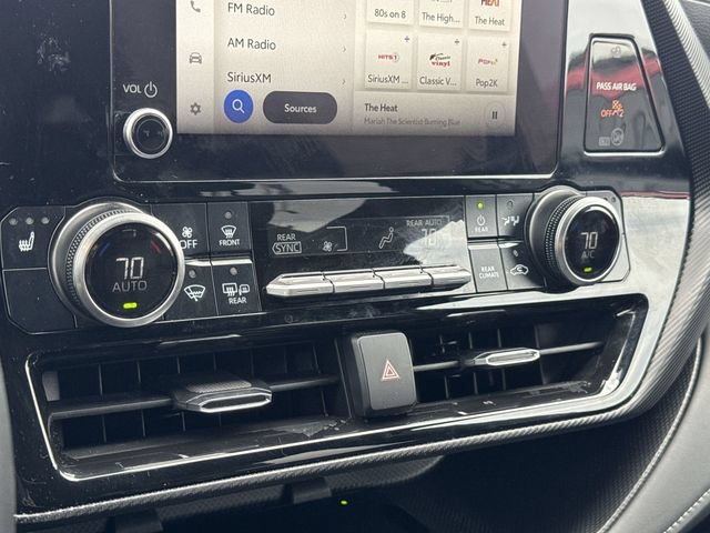 Used 2025 Toyota Highlander XSE AWD/4WD image 26