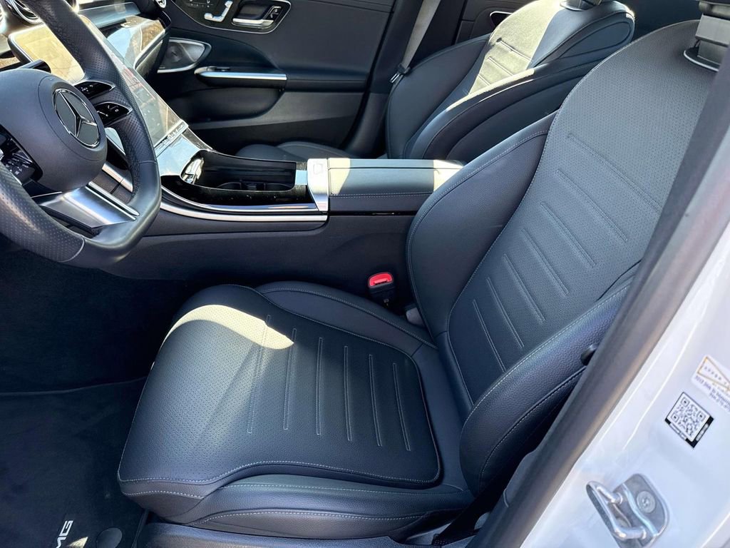 Used 2024 Mercedes-Benz C 300 Sedan image 15