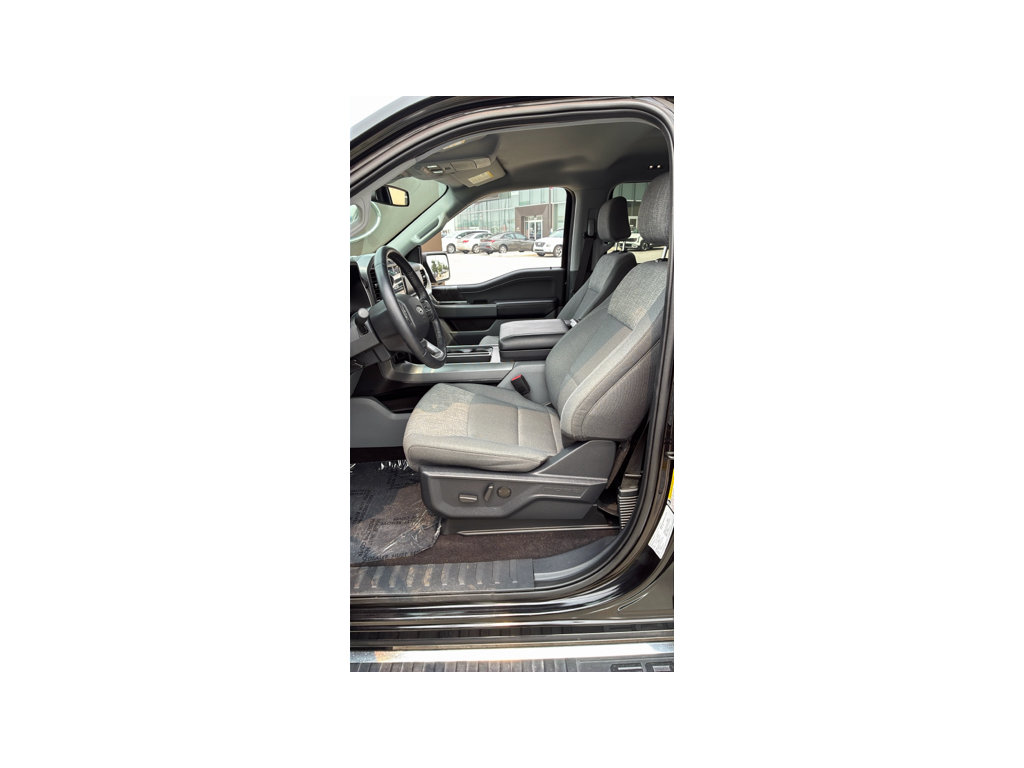 Used 2022 Ford F150 XLT w/ Equipment Group 302A High AWD/4WD image 13