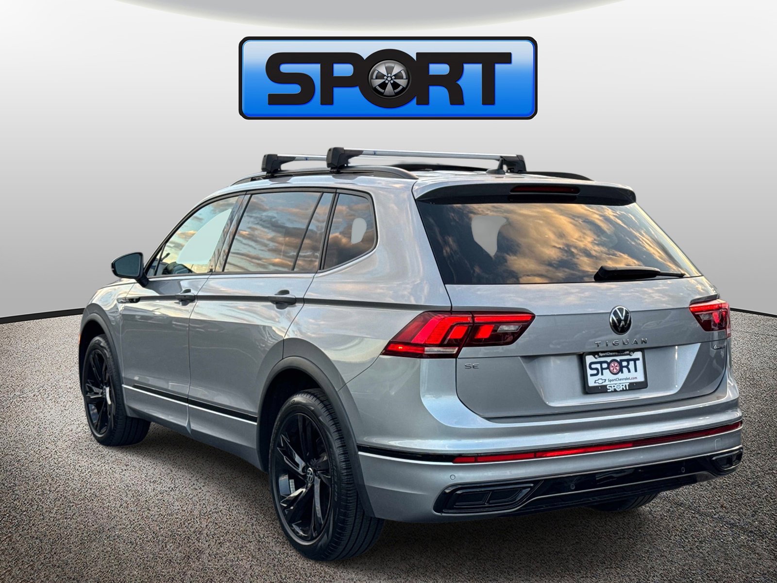Used 2023 Volkswagen Tiguan SE R-Line AWD/4WD image 22