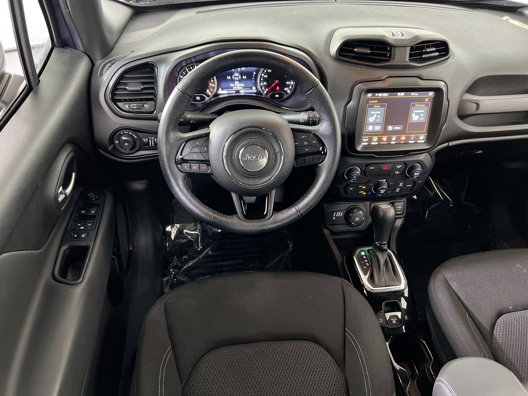 Used 2022 Jeep Renegade Altitude w/ Convenience Group AWD/4WD image 22