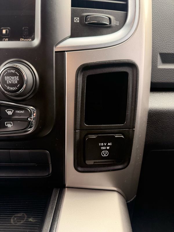 Used 2015 RAM 1500 Big Horn image 22