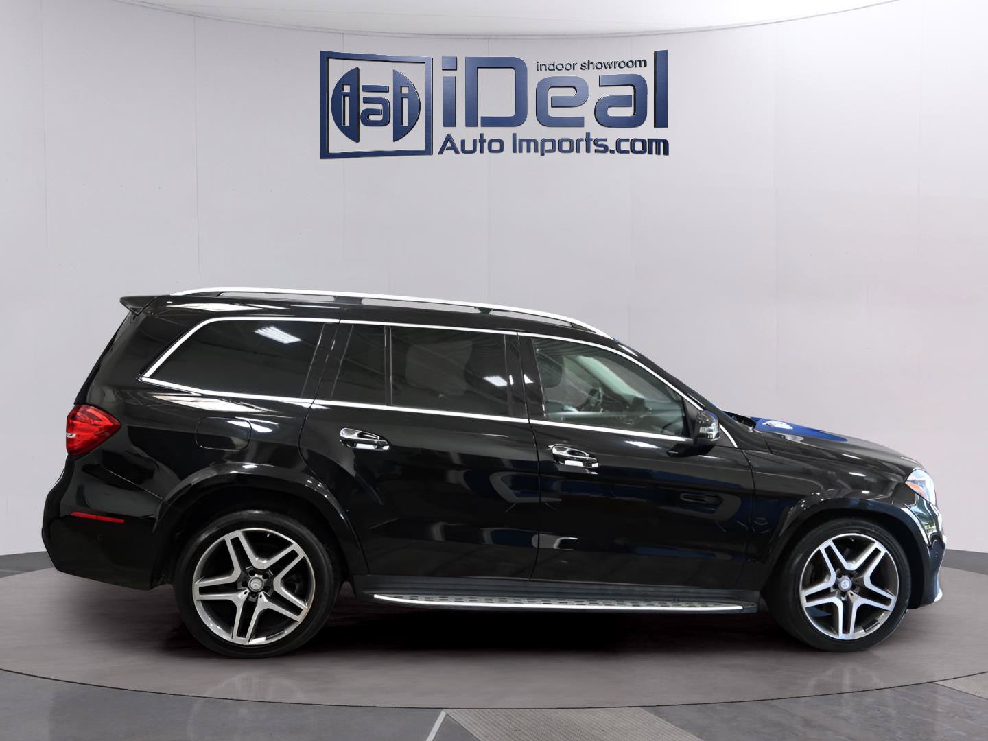 Used 2017 Mercedes-Benz GLS 550 4MATIC image 6