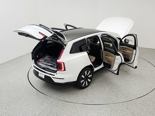 New 2026 Volvo EX90 Plus AWD/4WD image 39