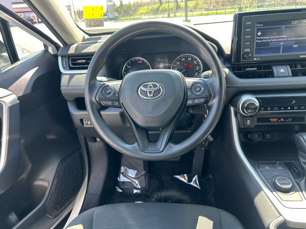 Certified 2021 Toyota RAV4 LE AWD/4WD image 22