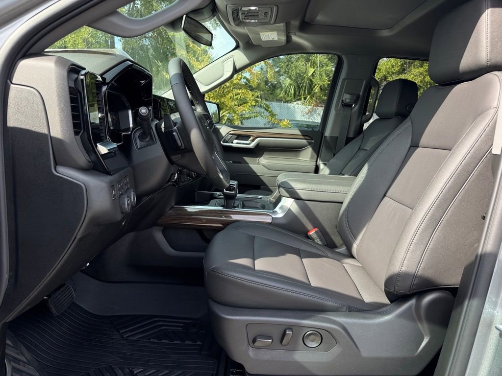 New 2026 Chevrolet Silverado 1500 RST w/ RST All Star Premium Package image 13