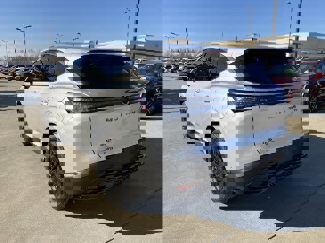 Used 2025 Nissan Murano SV image 3