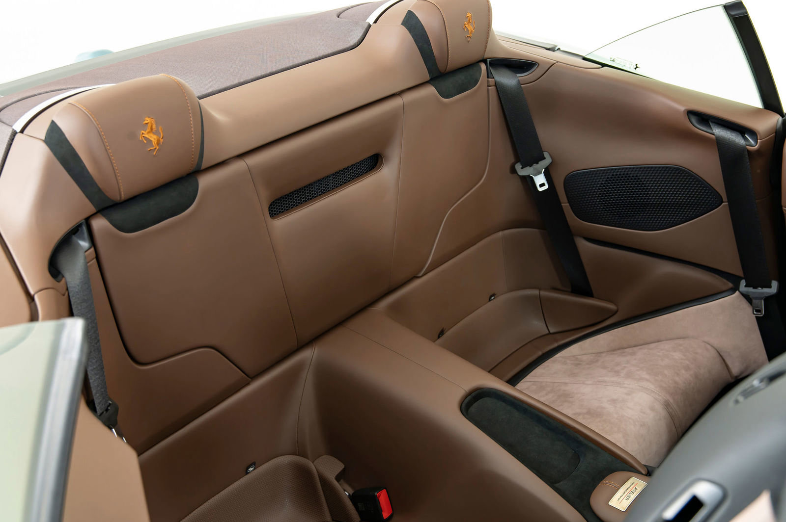 Certified 2025 Ferrari Roma Spider image 38