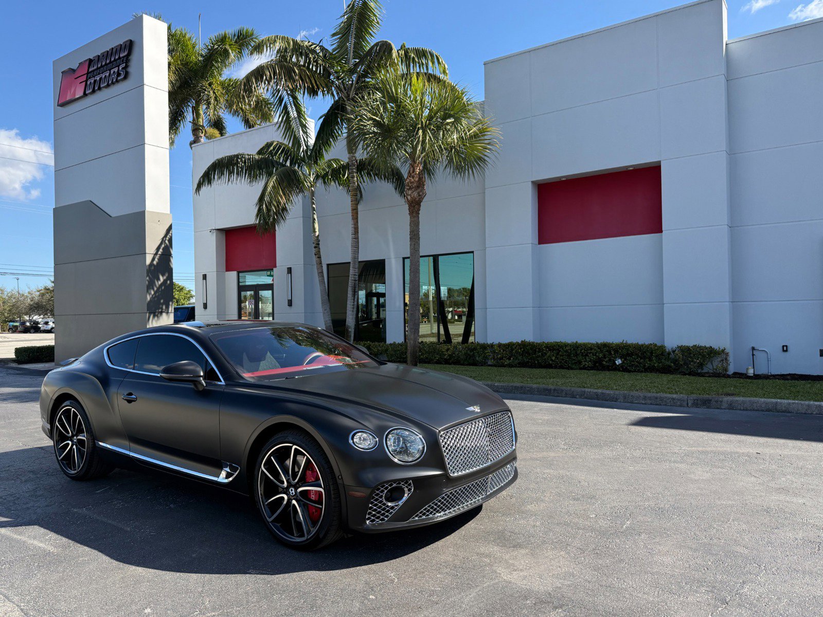 Used 2022 Bentley Continental GT image 1