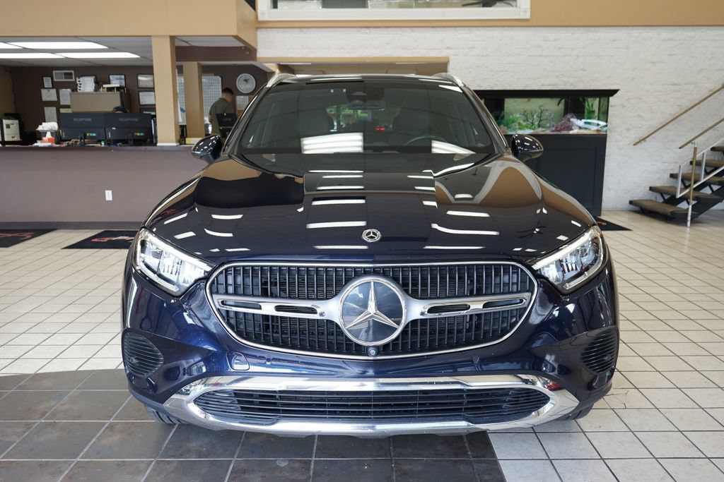 Used 2024 Mercedes-Benz GLC 300 4MATIC image 19