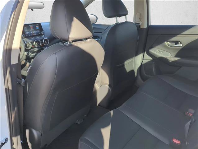 New 2025 Nissan Sentra SR w/ SR Premium Package FWD image 15