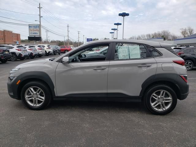 Used 2023 Hyundai Kona SE w/ Cargo Package image 7