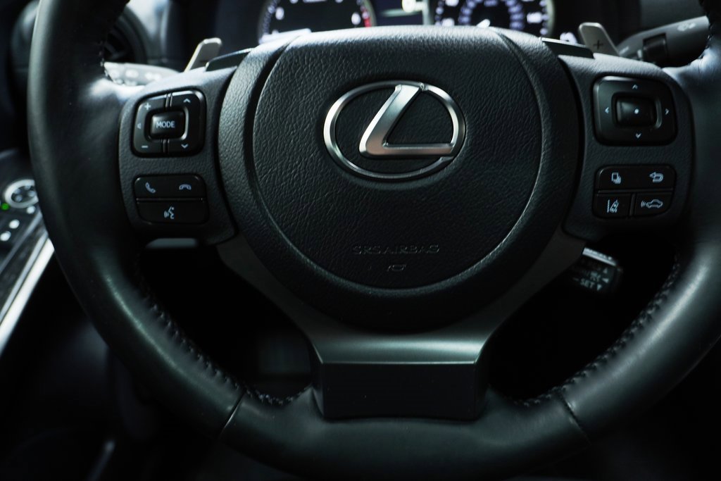 Used 2025 Lexus IS 300 w/ Premium Package image 15