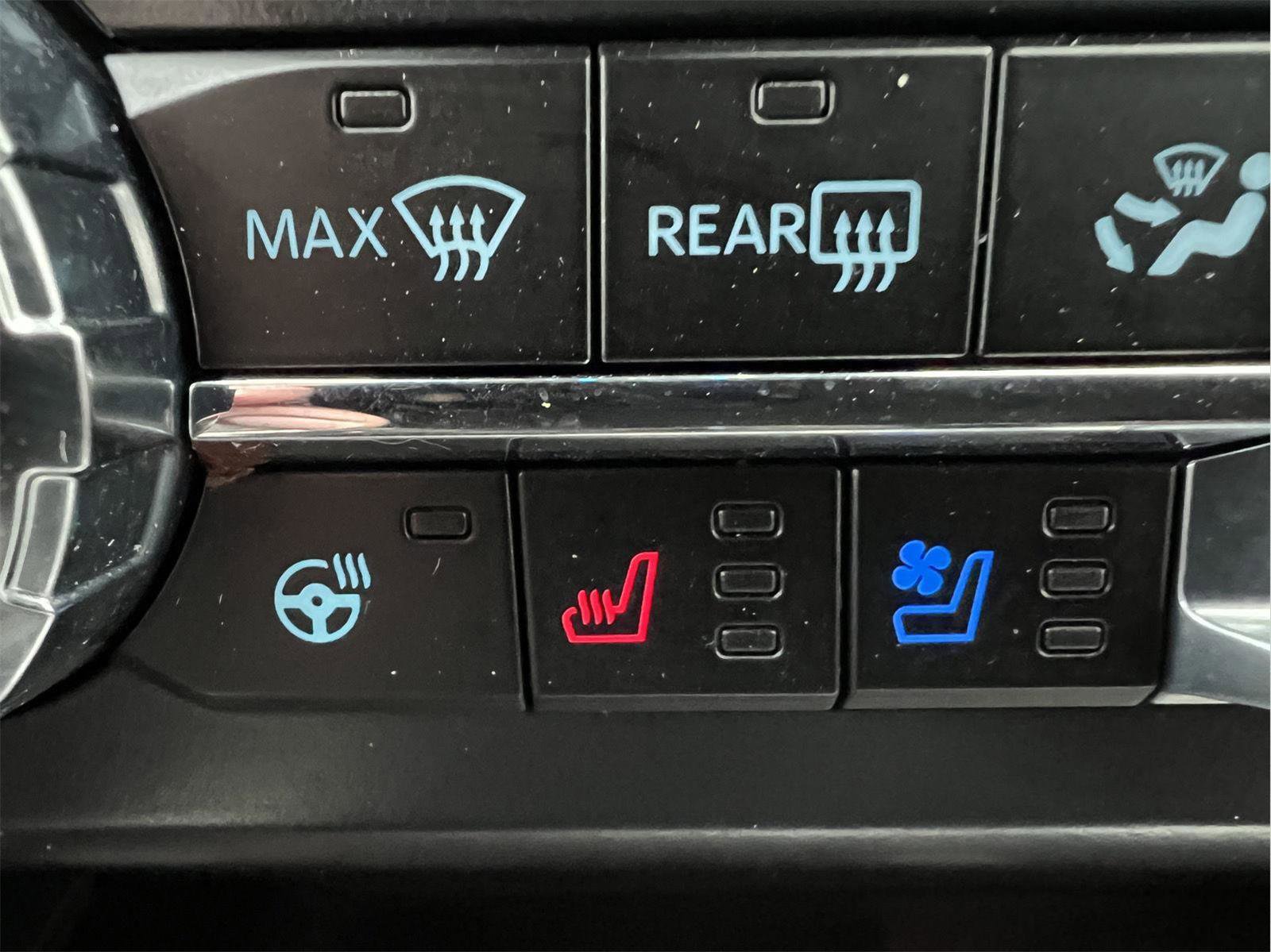 Used 2024 Ford F350 King Ranch w/ Chrome Package image 30