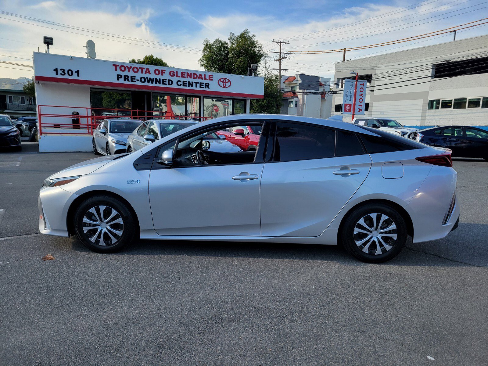 Certified 2020 Toyota Prius Prime LE image 8