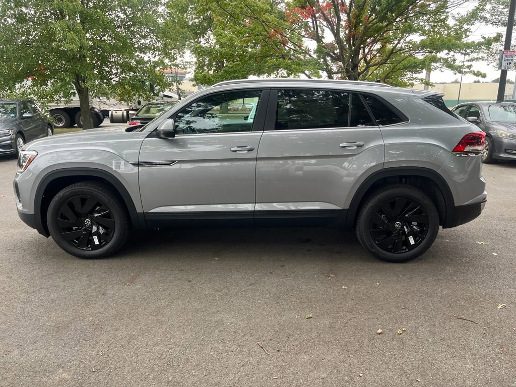 New 2026 Volkswagen Atlas Cross Sport SE image 4