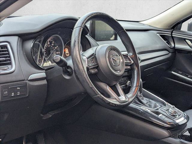 Used 2019 MAZDA CX-9 Touring w/ Touring Premium Package FWD image 2