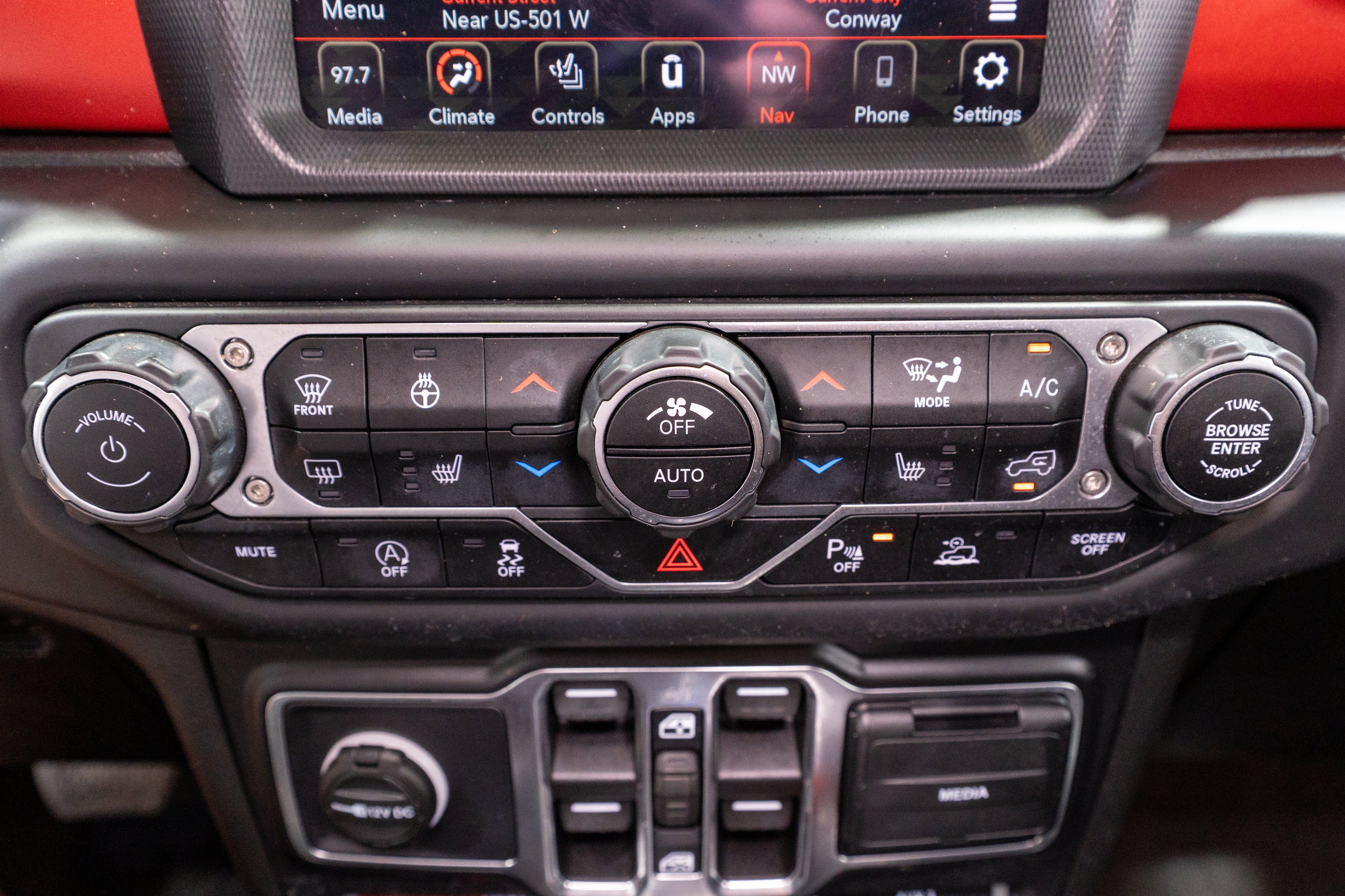 Used 2021 Jeep Wrangler Unlimited Rubicon AWD/4WD image 22