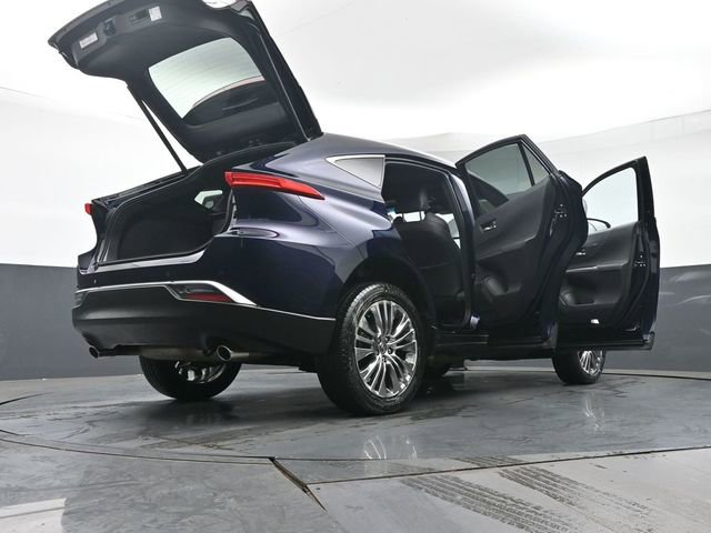 Used 2024 Toyota Venza XLE AWD/4WD image 52