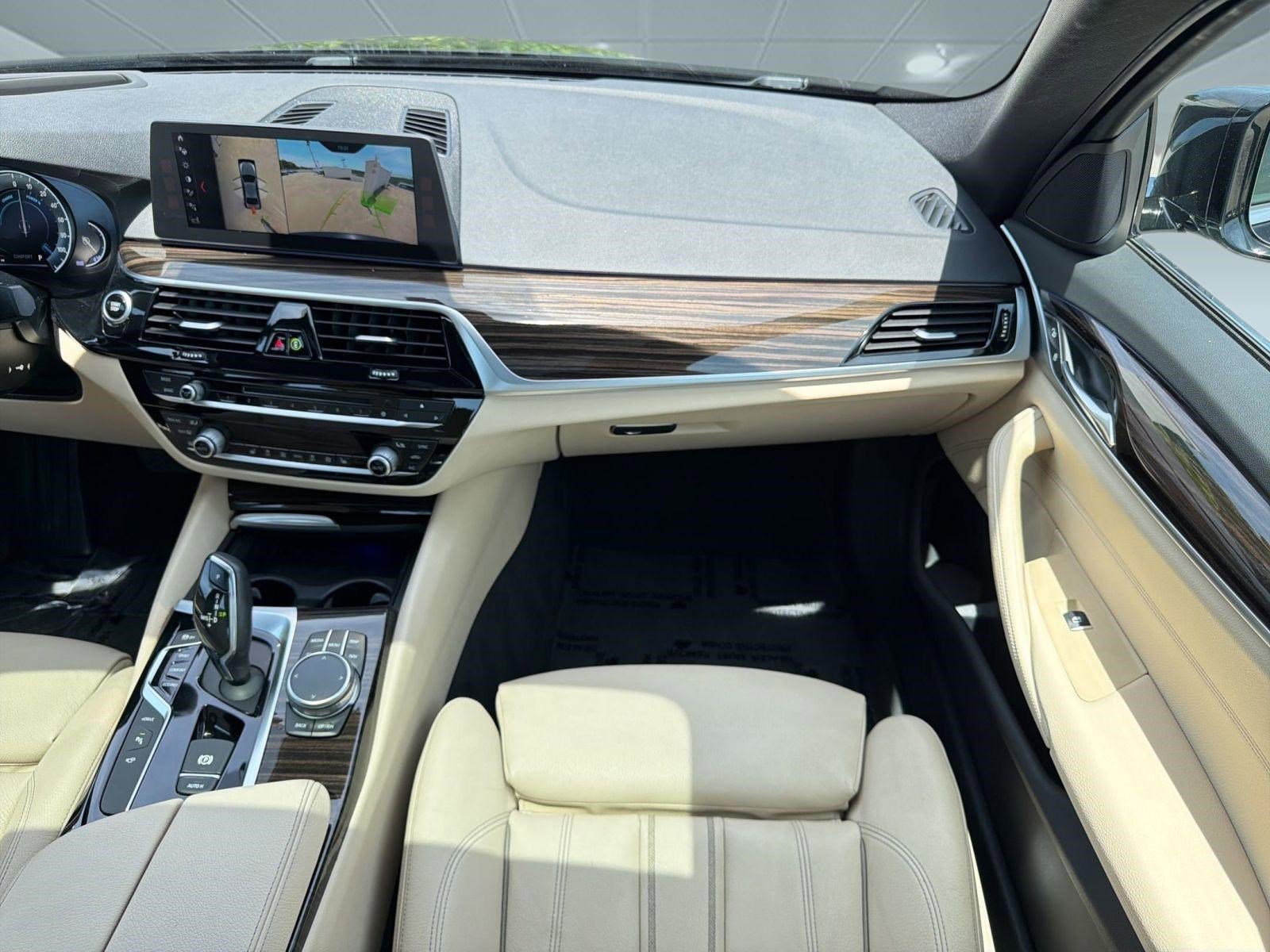 Used 2018 BMW 530e xDrive AWD/4WD image 28