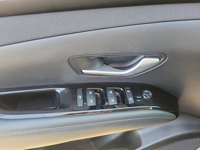 Certified 2023 Hyundai Tucson Limited image 16