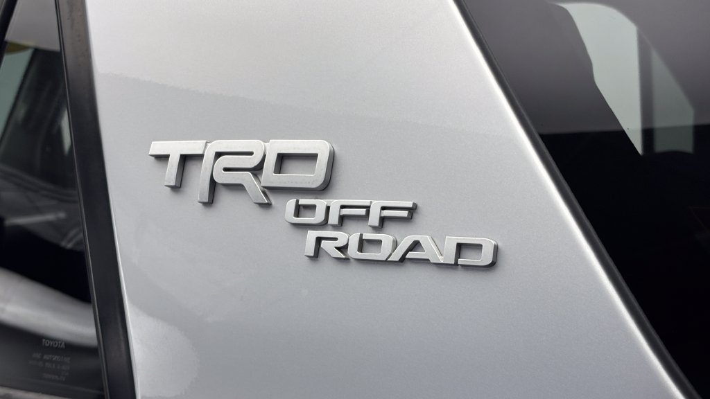 Used 2019 Toyota 4Runner TRD Off-Road AWD/4WD image 8