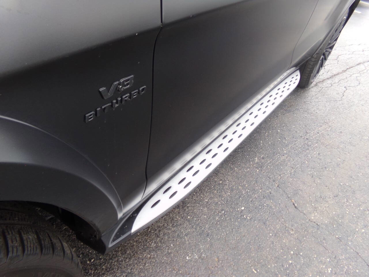 Used 2018 Mercedes-Benz GLS 63 AMG 4MATIC w/ AMG Night Styling Package image 45