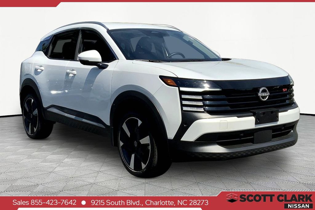 Used 2025 Nissan Kicks SR image 1