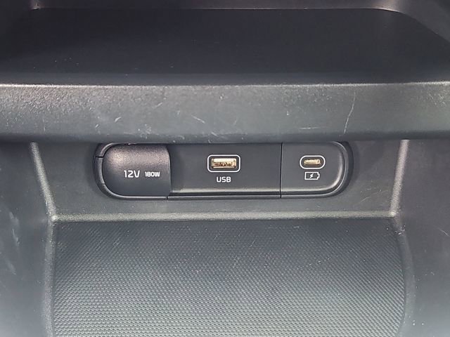 Certified 2024 Kia Seltos X-Line image 17