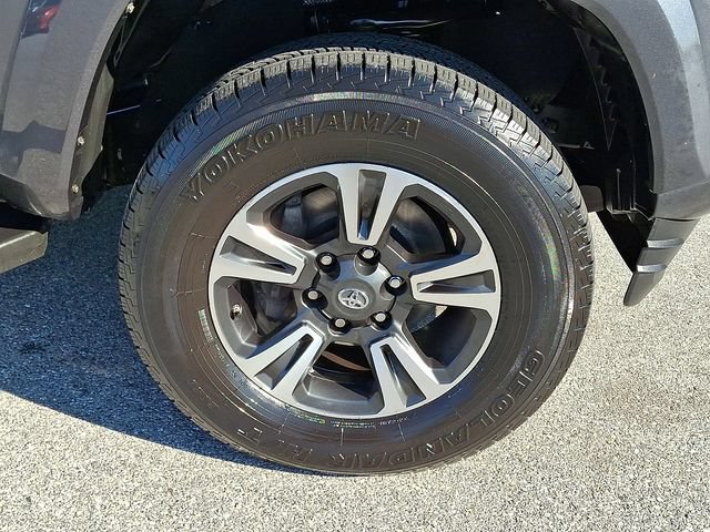 Certified 2019 Toyota Tacoma TRD Sport w/ Technology Package AWD/4WD image 8