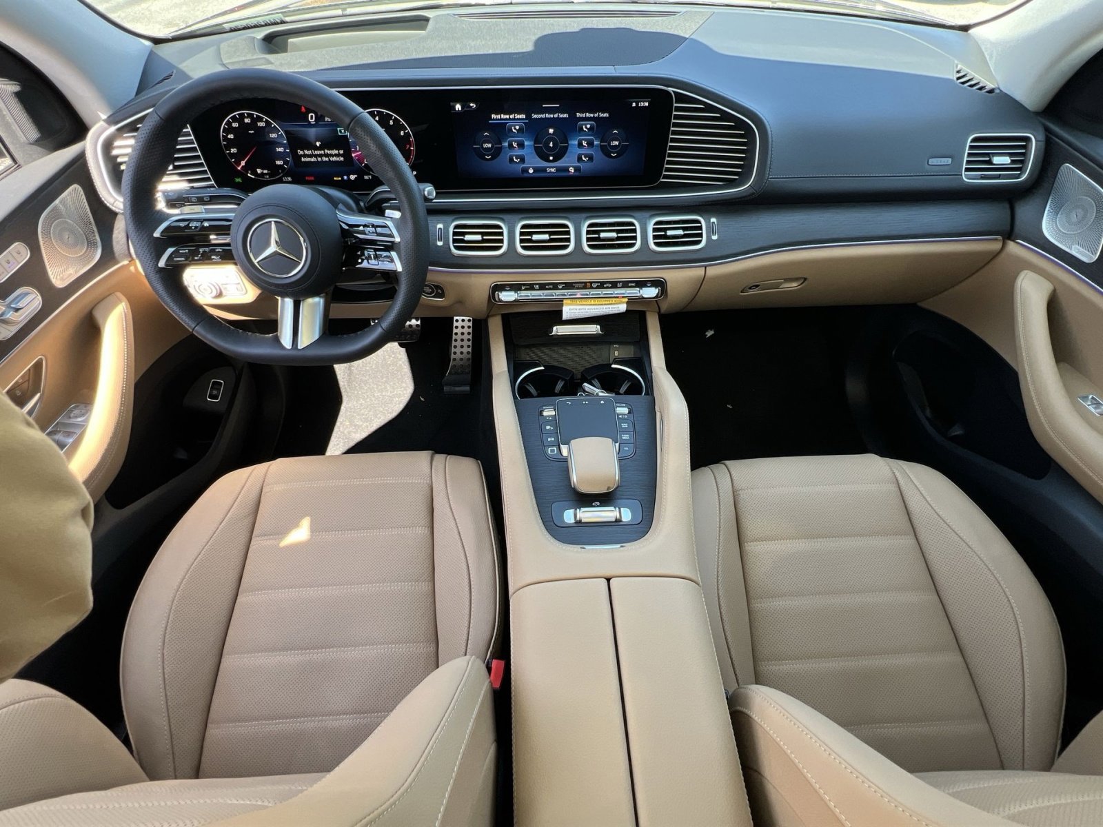 New 2026 Mercedes-Benz GLS 450 4MATIC image 21