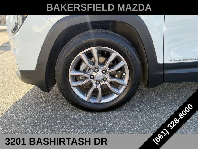 Used 2024 GMC Terrain SLT FWD image 18