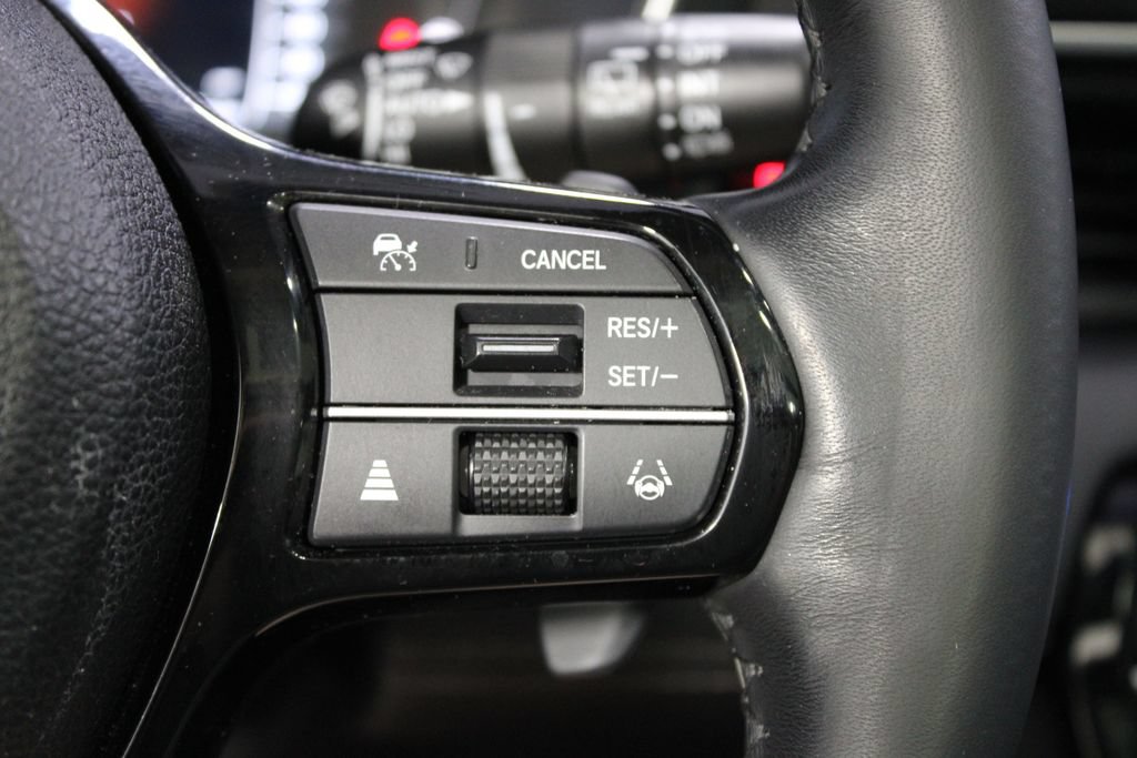 Used 2023 Honda Pilot Elite image 38