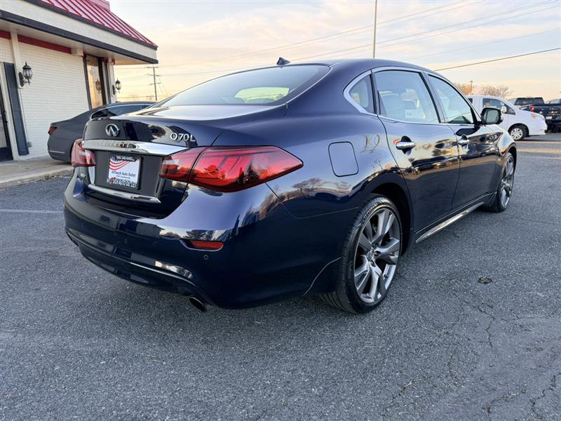 Used 2015 INFINITI Q70 L 5.6 w/ V8 Deluxe Technology Package AWD/4WD image 5