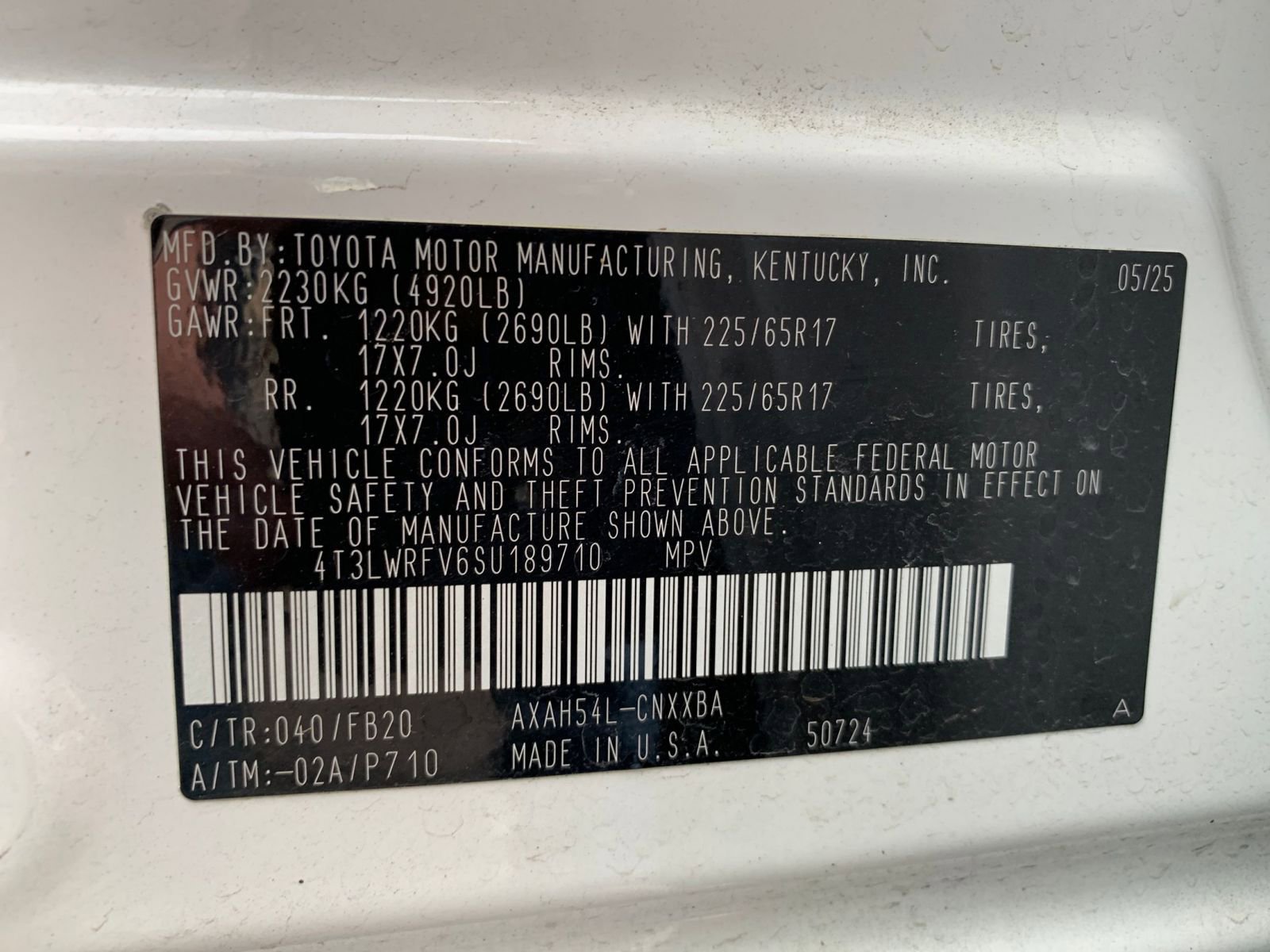 Used 2025 Toyota RAV4 LE image 28