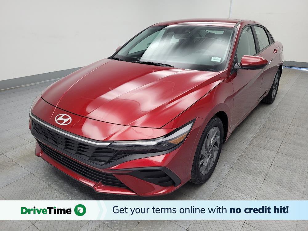 Used 2024 Hyundai Elantra Blue