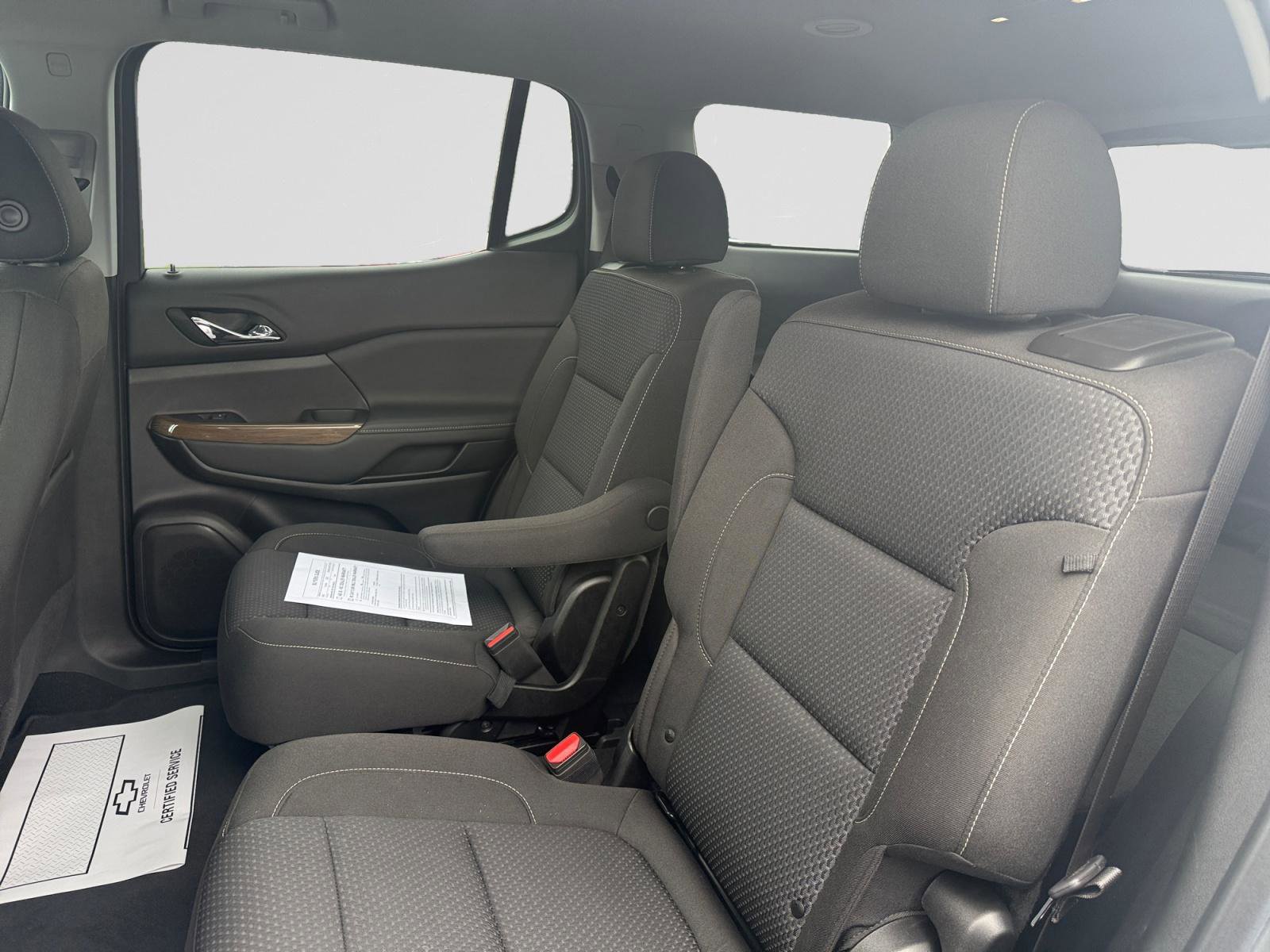 Used 2023 GMC Acadia SLE AWD/4WD image 13