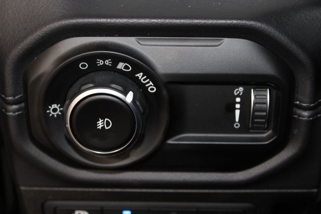 Used 2025 Jeep Wrangler Sahara 4xe image 42