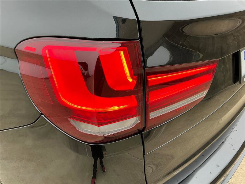 Used 2017 BMW X5 M AWD/4WD image 21