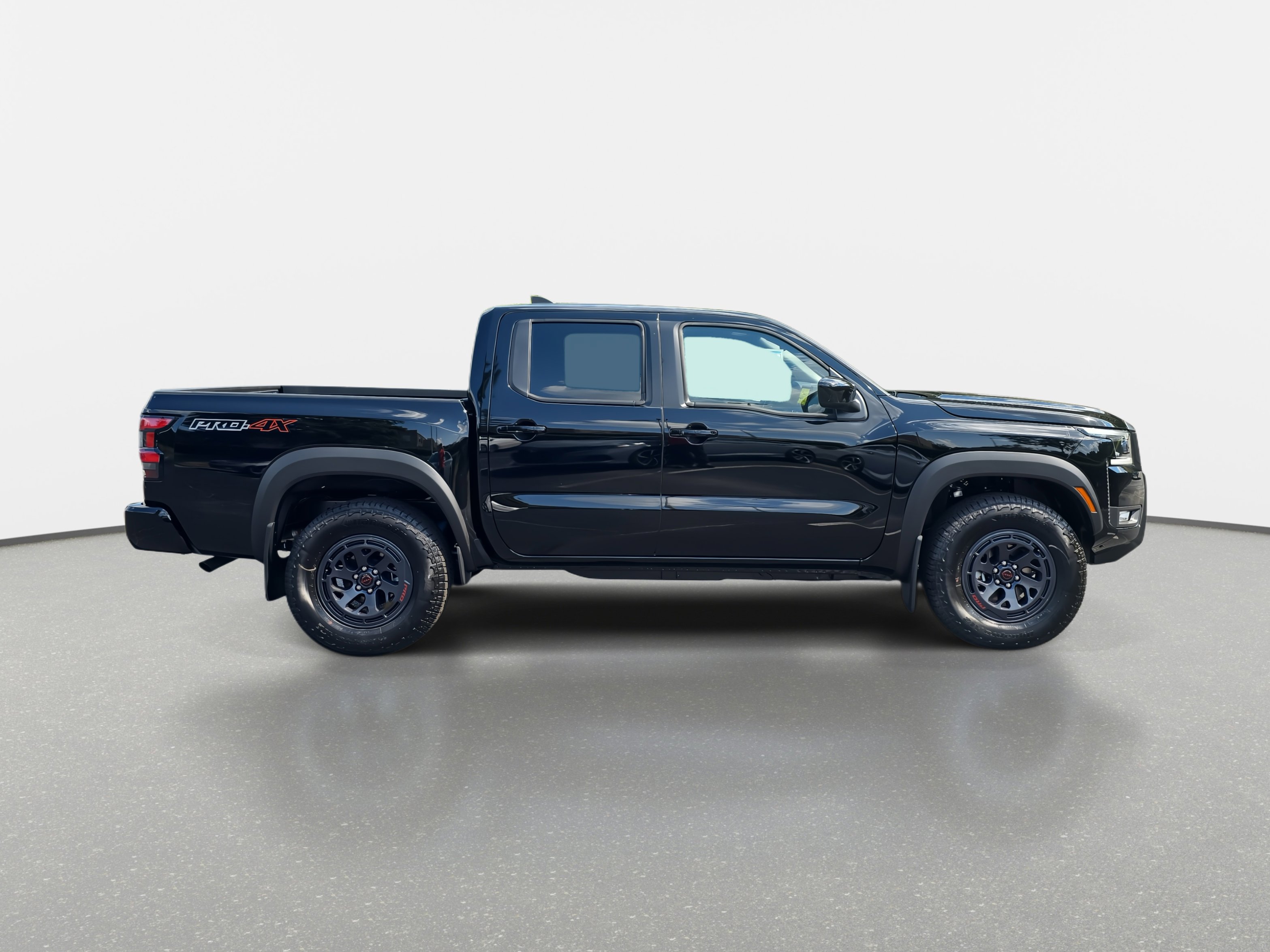 New 2025 Nissan Frontier PRO-4X w/ Interior Protection Package image 4